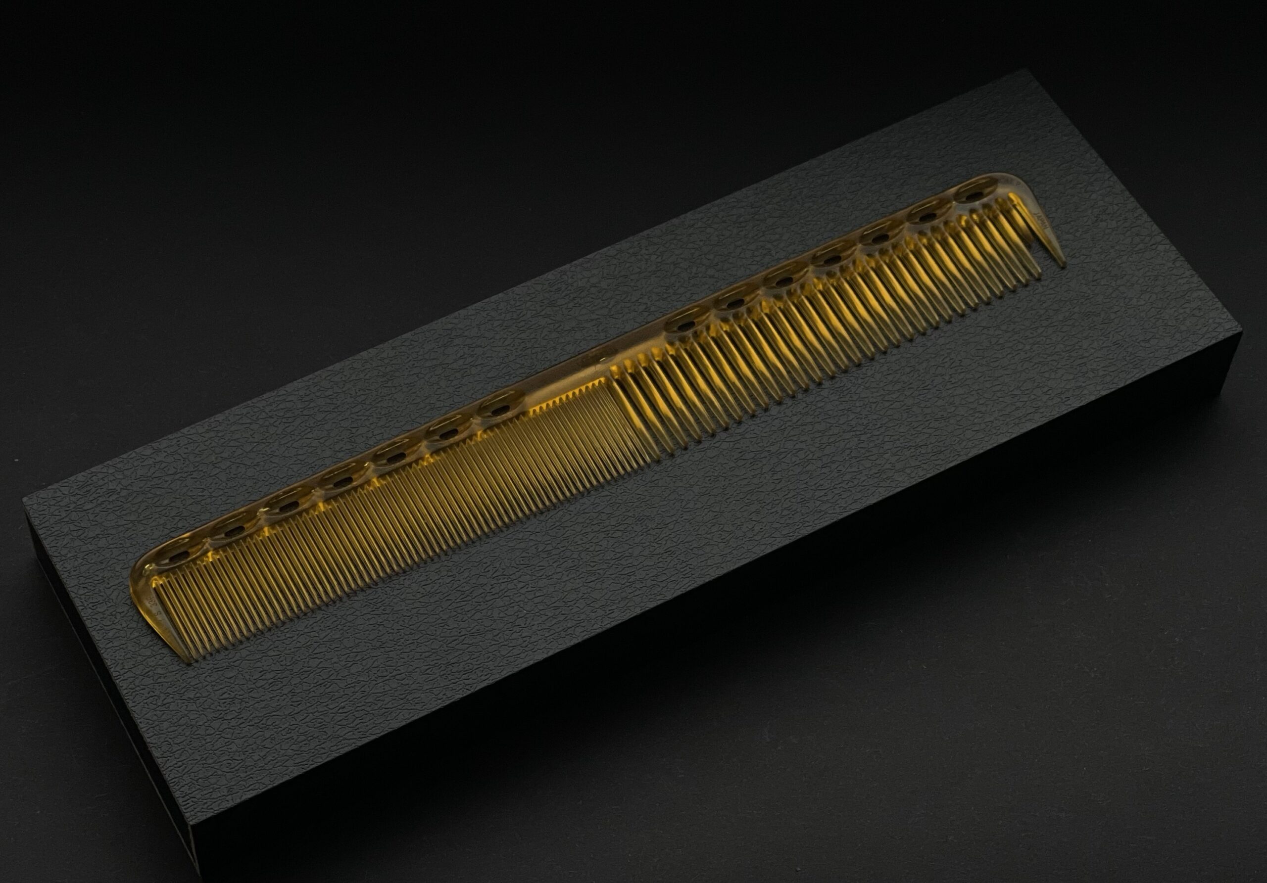 Yellow Comb