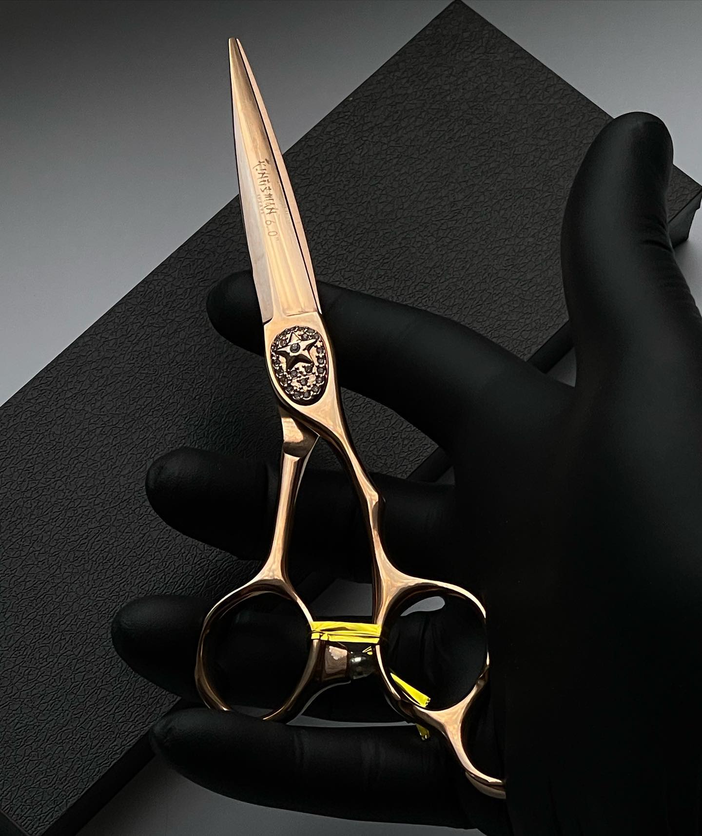 yoshito rosegold shears 1